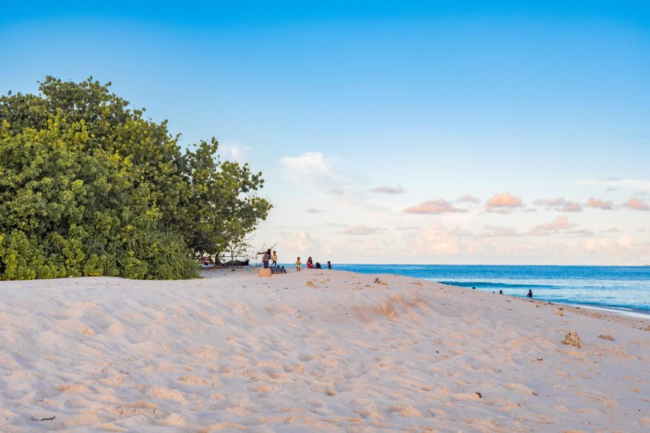 Koimala Beach Ukulhas Exterior photo